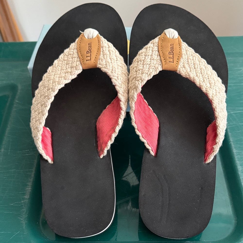 L.L. Bean Women’s Beige Braided Flip Flop Sandals with Black Footbed